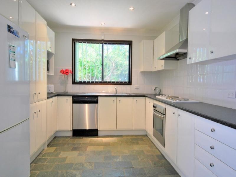 2 Rata Place, Kariong NSW 2250