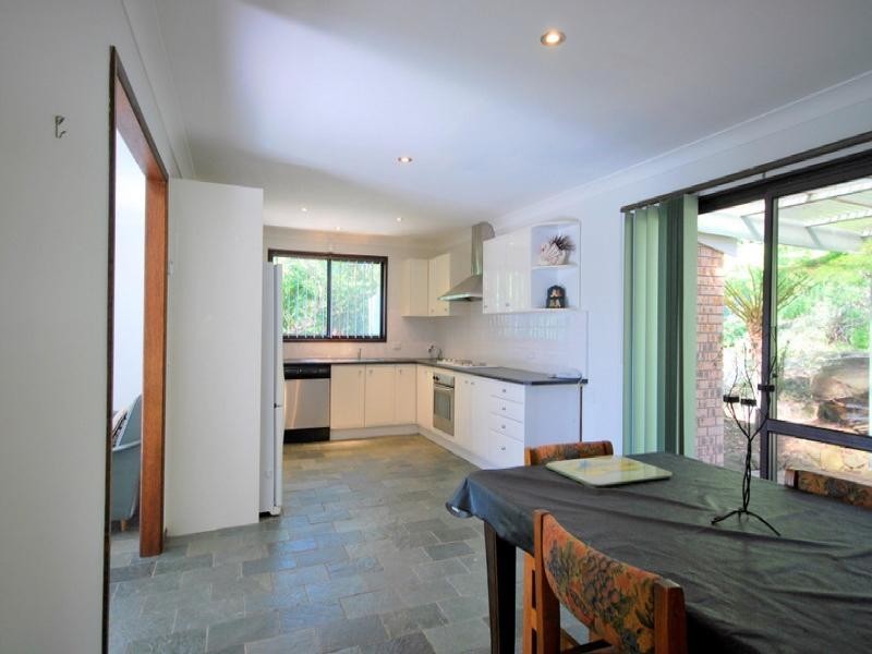 2 Rata Place, Kariong NSW 2250