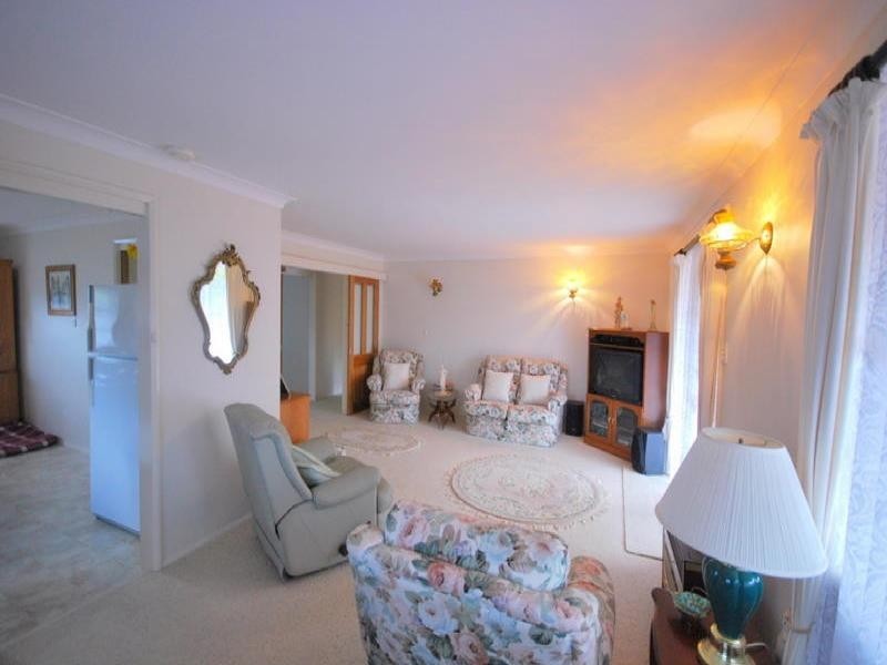 16 Delaware St, Niagara Park NSW 2250