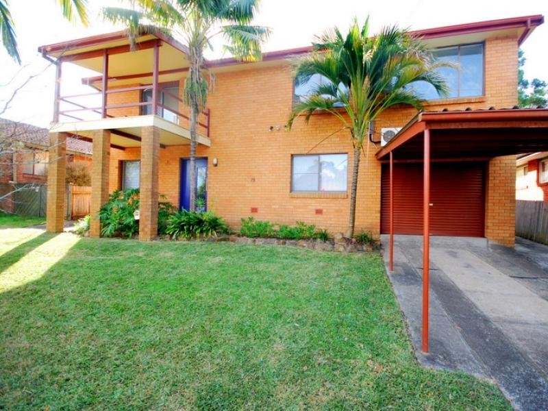 19 Chamberlain Rd, Wyoming NSW 2250