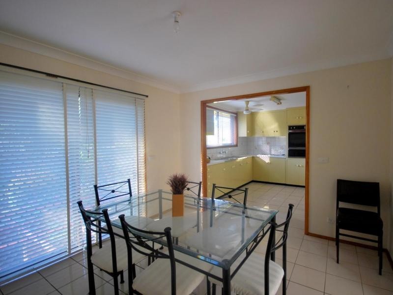 19 Chamberlain Rd, Wyoming NSW 2250