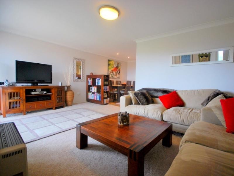 19 MacGregor Street, Wyoming NSW 2250