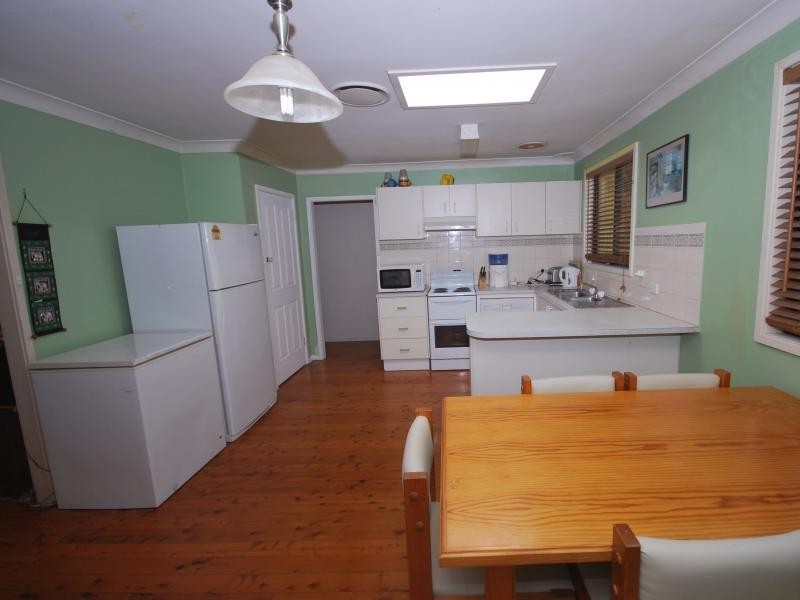 100 Manns Road, Narara NSW 2250