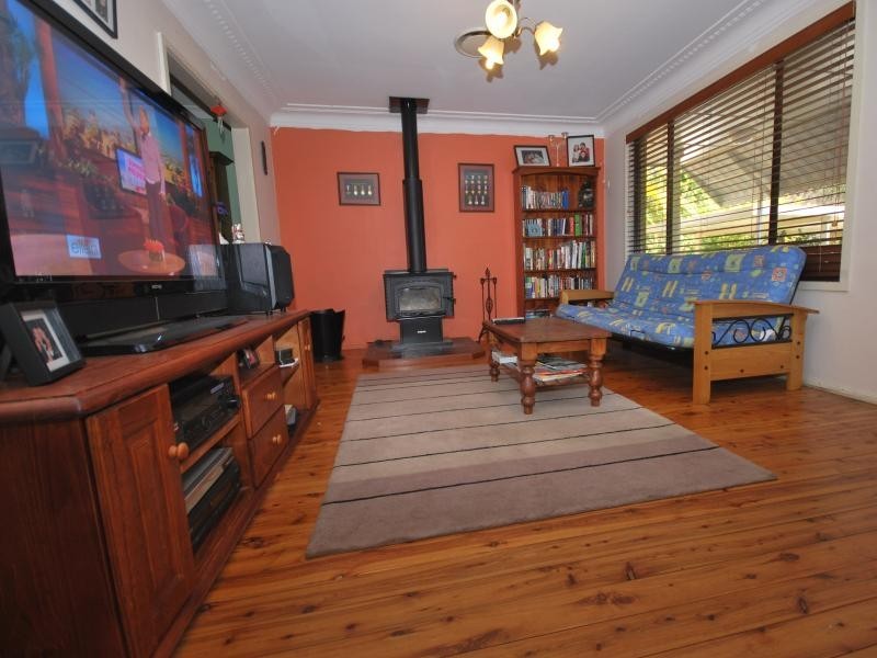 100 Manns Road, Narara NSW 2250
