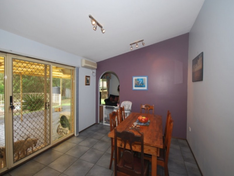 82 Chamberlain Road, Wyoming NSW 2250