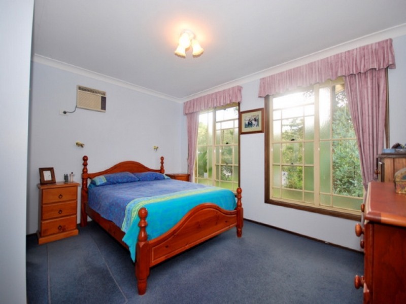 82 Chamberlain Road, Wyoming NSW 2250