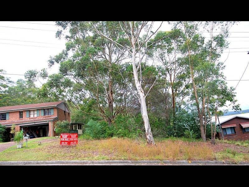 12 Tottenham Place, North Gosford NSW 2250