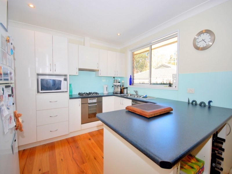 5 Giselle Avenue, Wyoming NSW 2250