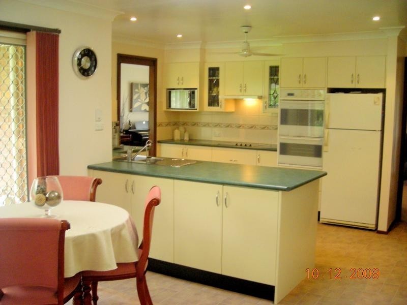 31 Fragar Ave, Wyoming NSW 2250