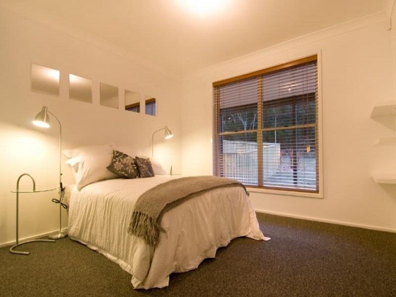 1 Karoom St, Kariong NSW 2250