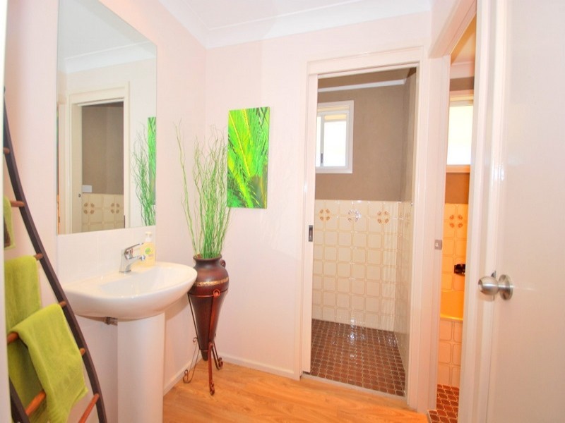 1 Karoom St, Kariong NSW 2250