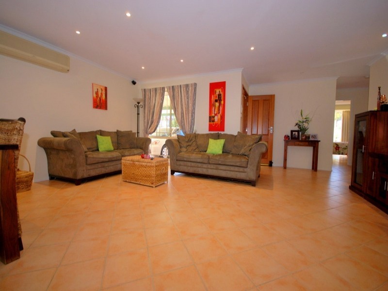 11 Jackson Street, Kariong NSW 2250