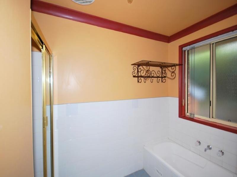 1/9 Thornely Street, Wyoming NSW 2250