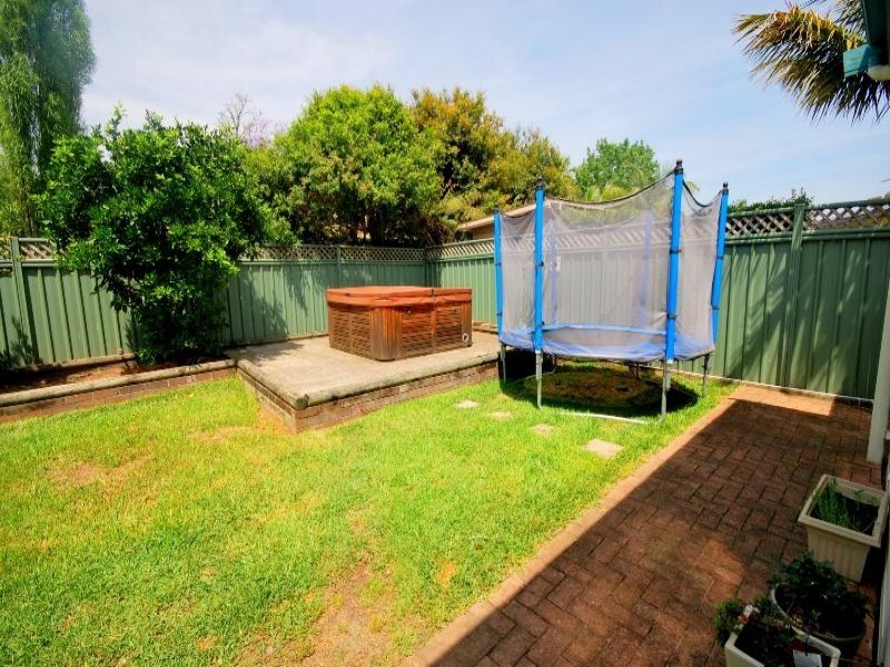 2 Opala Avenue, Wyoming NSW 2250