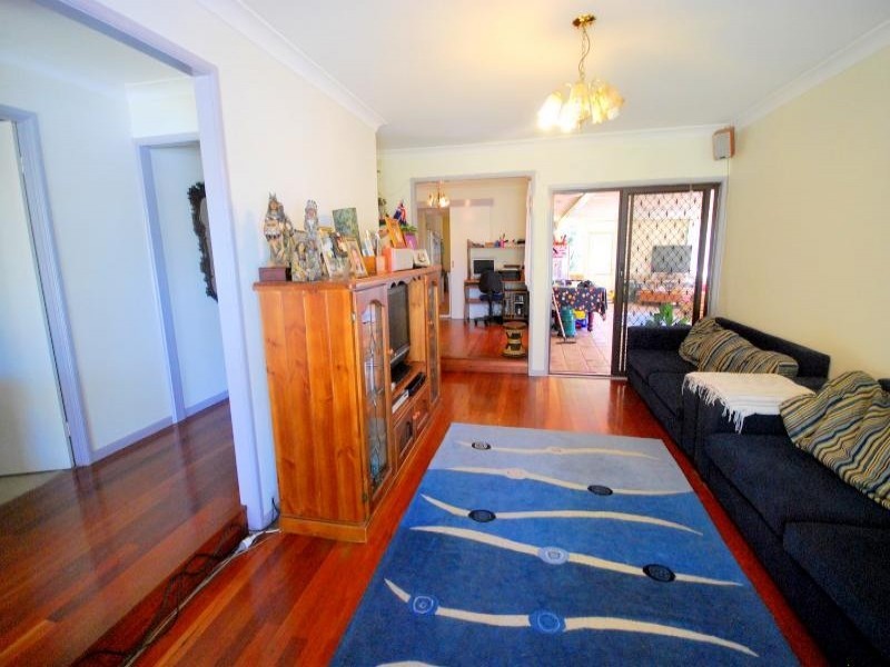 3 Leech Close, Narara NSW 2250