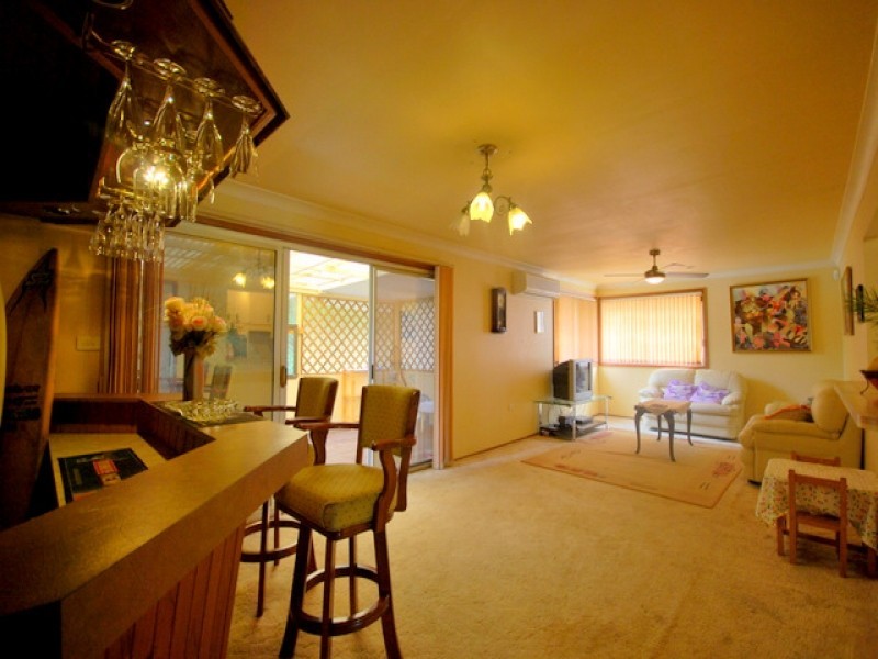 3 Lemontree Close, Wyoming NSW 2250