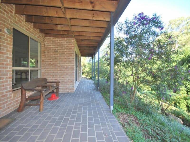 42 Pineridge Close, Lisarow NSW 2250