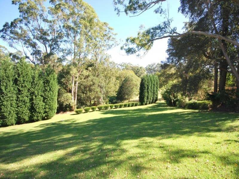 42 Pineridge Close, Lisarow NSW 2250