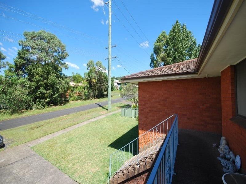19 Sunnyside Avenue, Point Clare NSW 2250