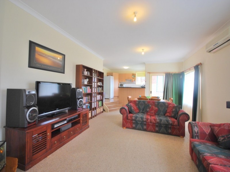 45 Cambourn Drive, Lisarow NSW 2250