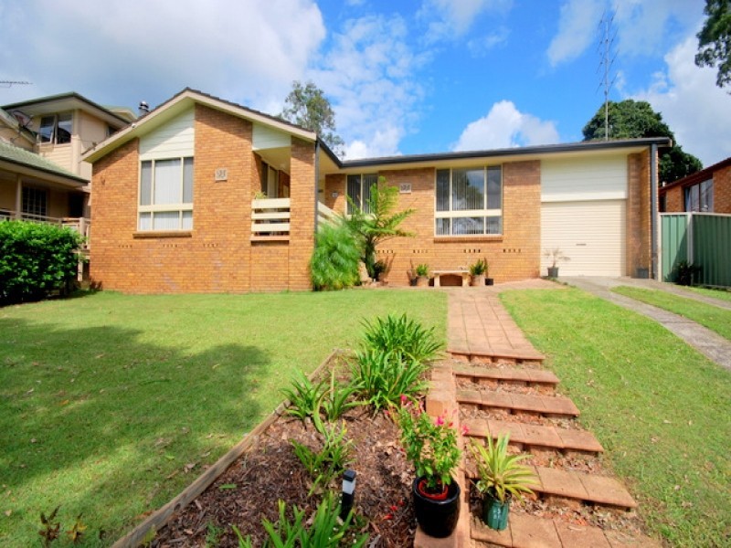 18 Barkala Street, Lisarow NSW 2250