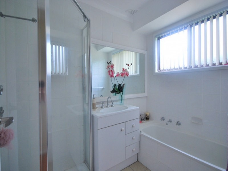 18 Barkala Street, Lisarow NSW 2250