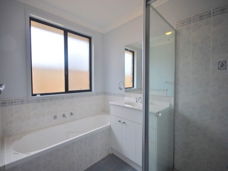 24 Geoffrey Joseph Close, Kariong NSW 2250