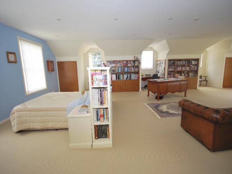 2909 Wisemans Ferry Road, Mangrove Mountain NSW 2250