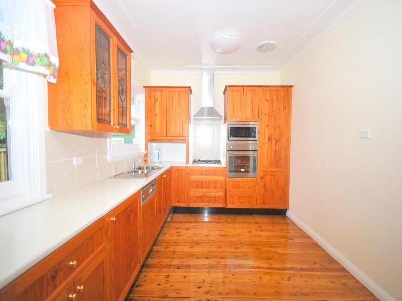 38 Matcham Road, Erina Heights NSW 2260