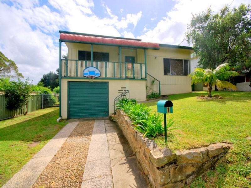 1 Opala Avenue, Wyoming NSW 2250