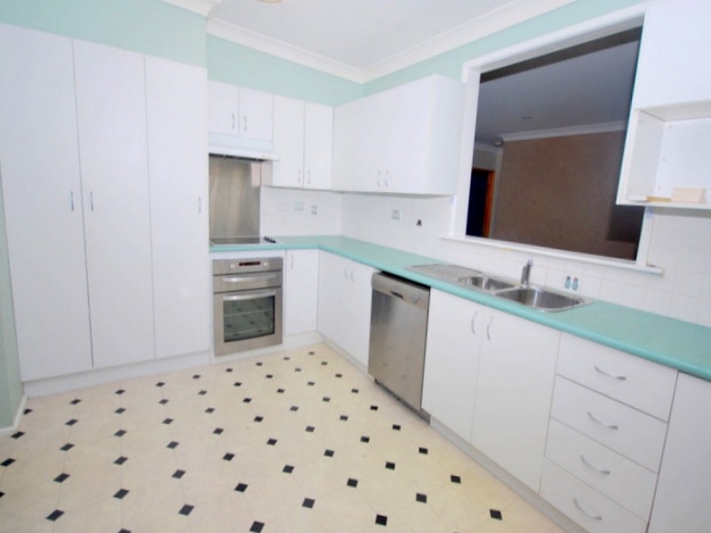 1 Opala Avenue, Wyoming NSW 2250