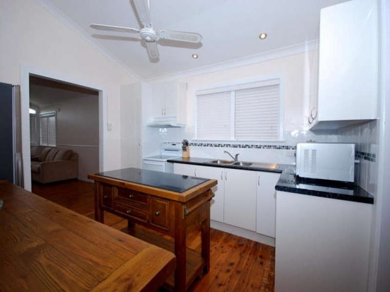 75 Turpentine Street, Wyoming NSW 2250