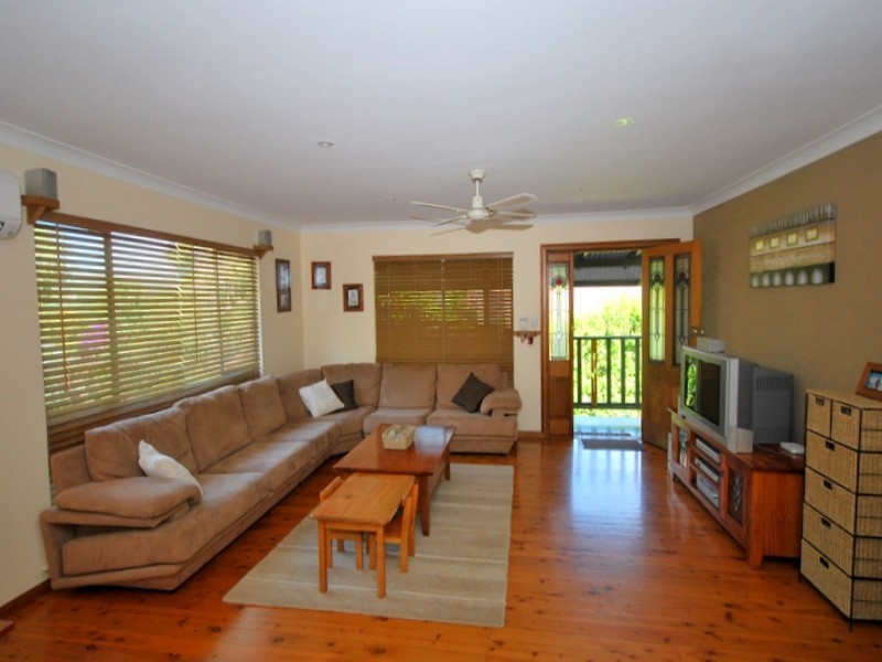 11 Eve Street, Narara NSW 2250