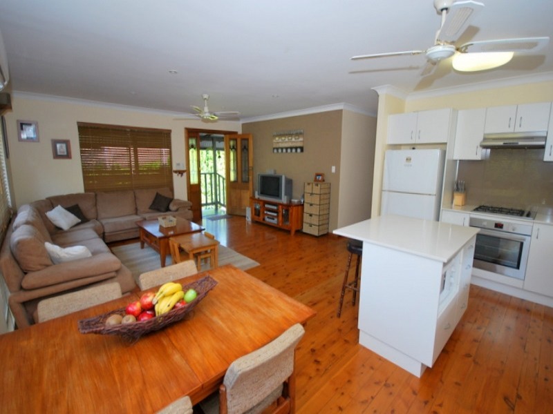 11 Eve Street, Narara NSW 2250