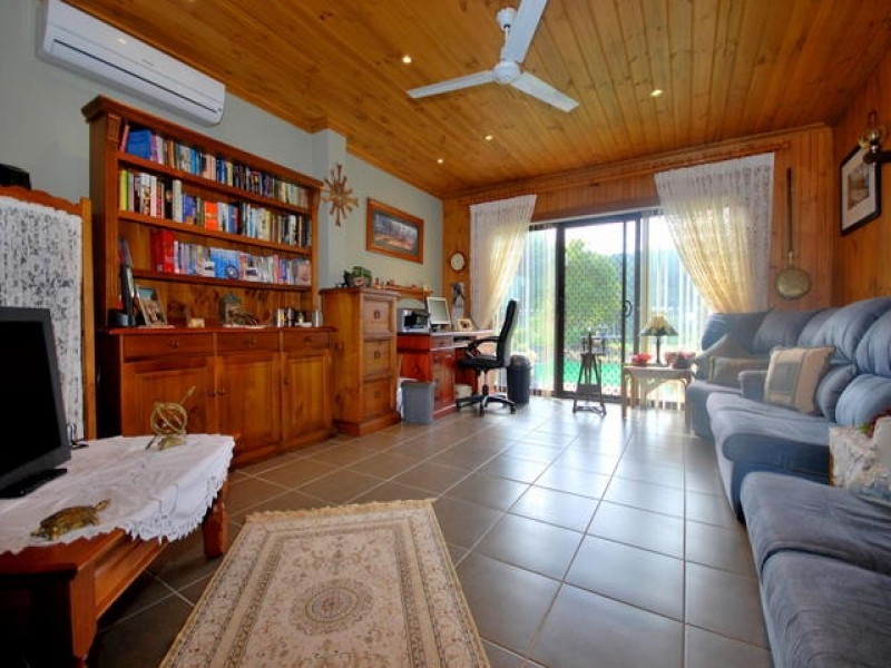 392 Ourimbah Creek Road, Ourimbah NSW 2258