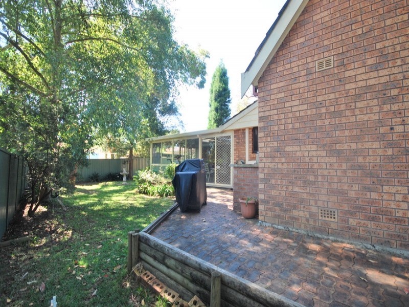 15 Oakes Street, Kariong NSW 2250