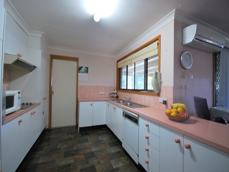 15 Oakes Street, Kariong NSW 2250