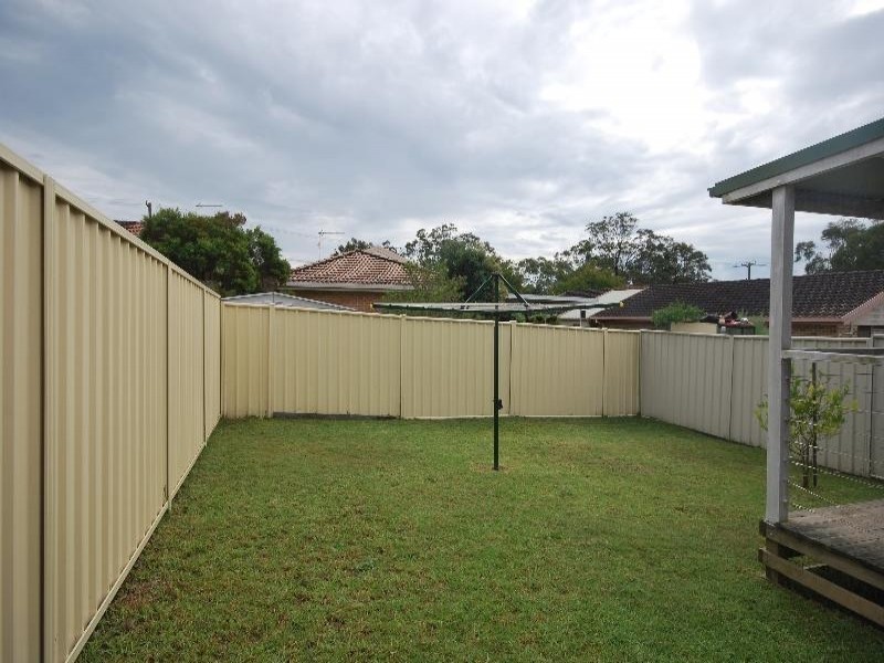 2/7 Tracie Close, Kariong NSW 2250