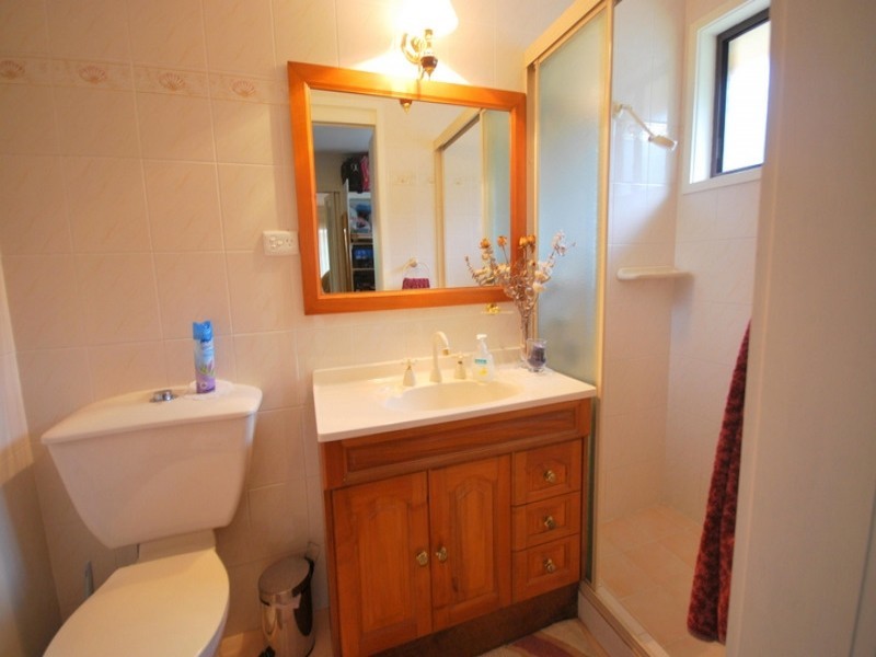 3 Cranbrook St, Wyoming NSW 2250