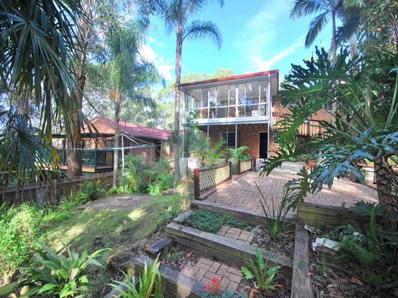 7 Larbonya Avenue, Wyoming NSW 2250
