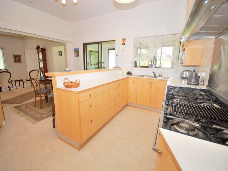 Wisemans Ferry Road, Mangrove Mountain NSW 2250