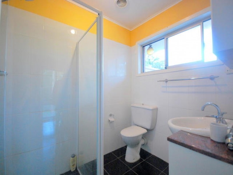 26 Bourbon Street, Wyoming NSW 2250