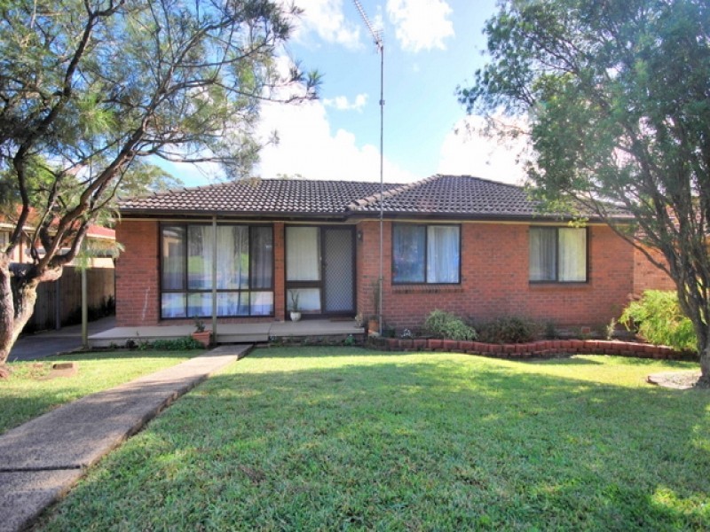 16 Karina Drive, Narara NSW 2250