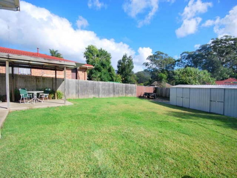 16 Karina Drive, Narara NSW 2250