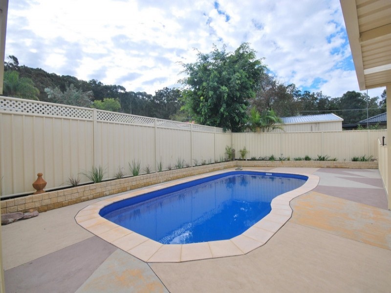 9 Rain Forest Road, Wyoming NSW 2250