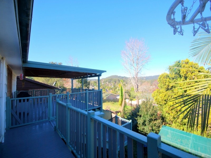 69 Crawford Crescent, Wyoming NSW 2250