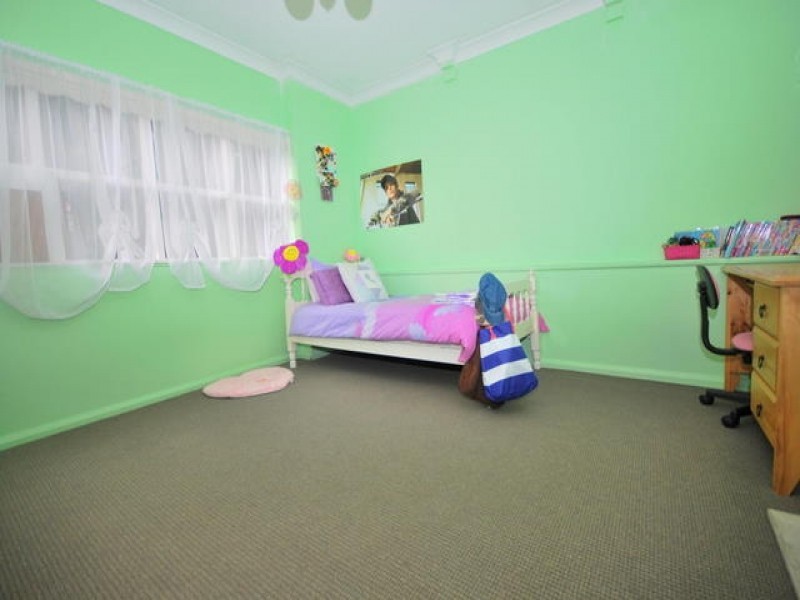 50 Mangrove Road, Narara NSW 2250