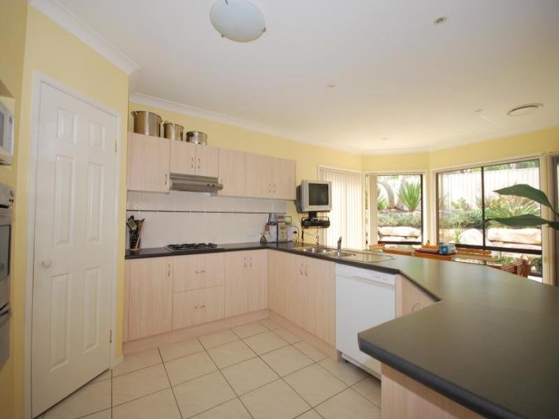 30 Brittany Crescent, Kariong NSW 2250