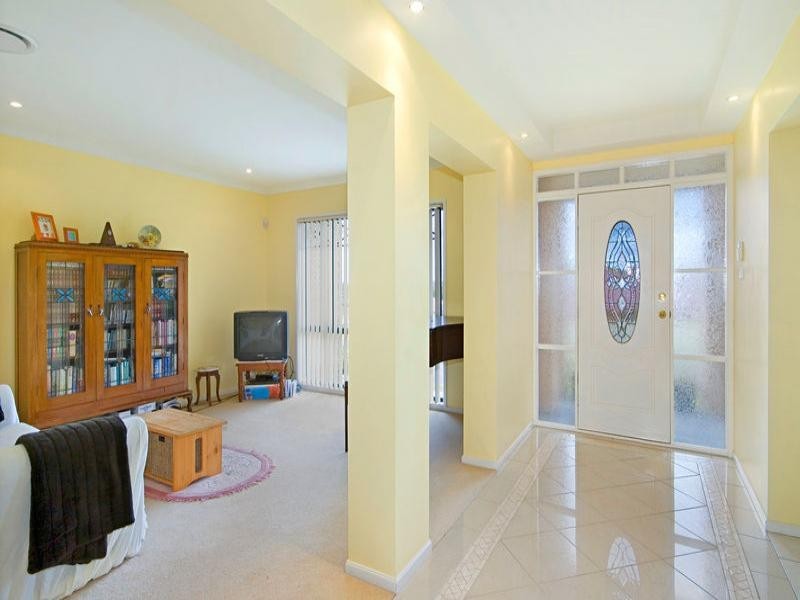 30 Brittany Crescent, Kariong NSW 2250