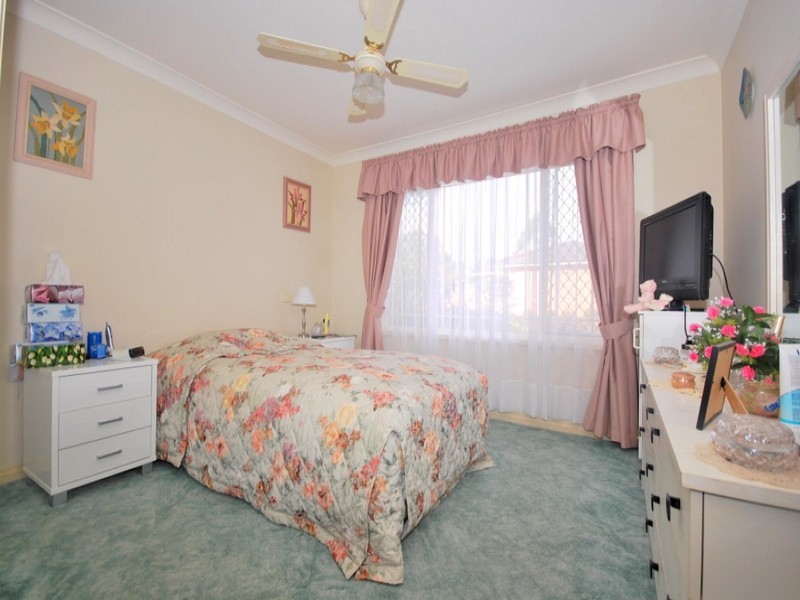 10/293-295 Henry Parry Drive, Wyoming NSW 2250